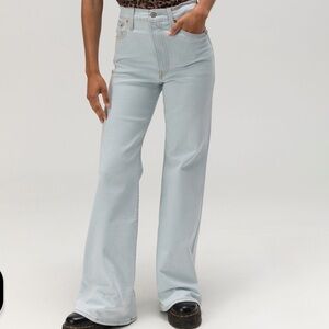 NWT Levi Ribcage premium denim wide leg jeans